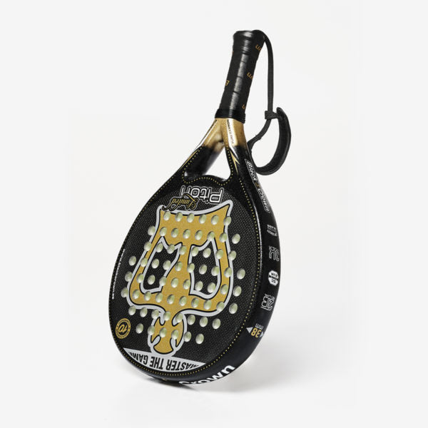 BLACK CROWN PITON LIMITED - The King Of Padel